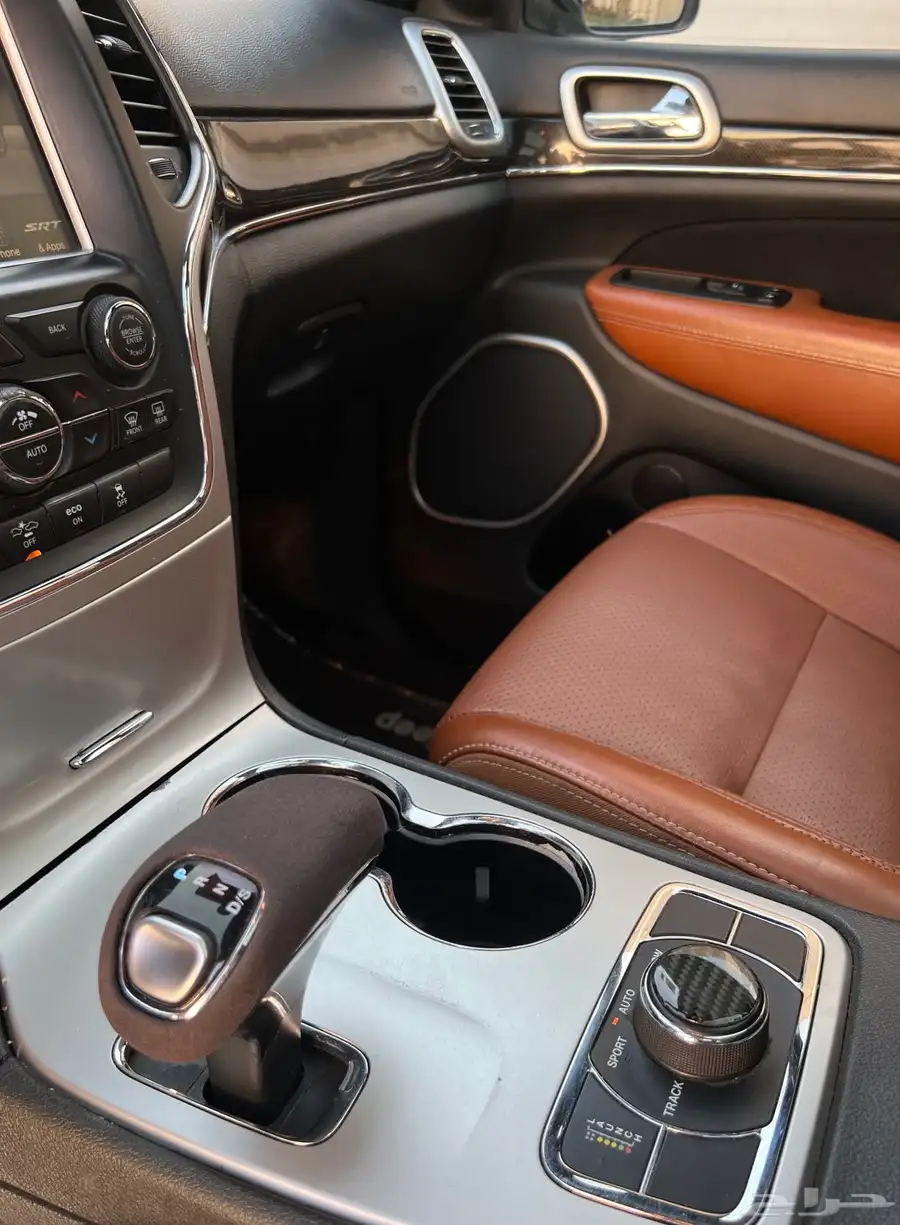 جراند شروكي srt8 8