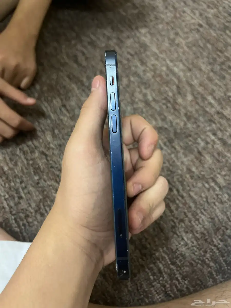 ايفون 12 عادي 3