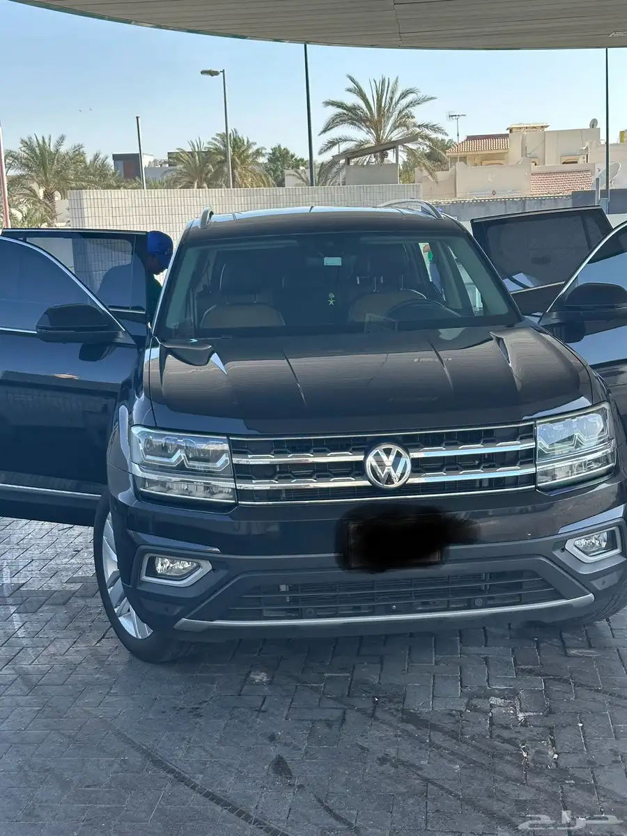 فولكسفاغن تيرامونت 2019 دبي دبي الإمارات 8