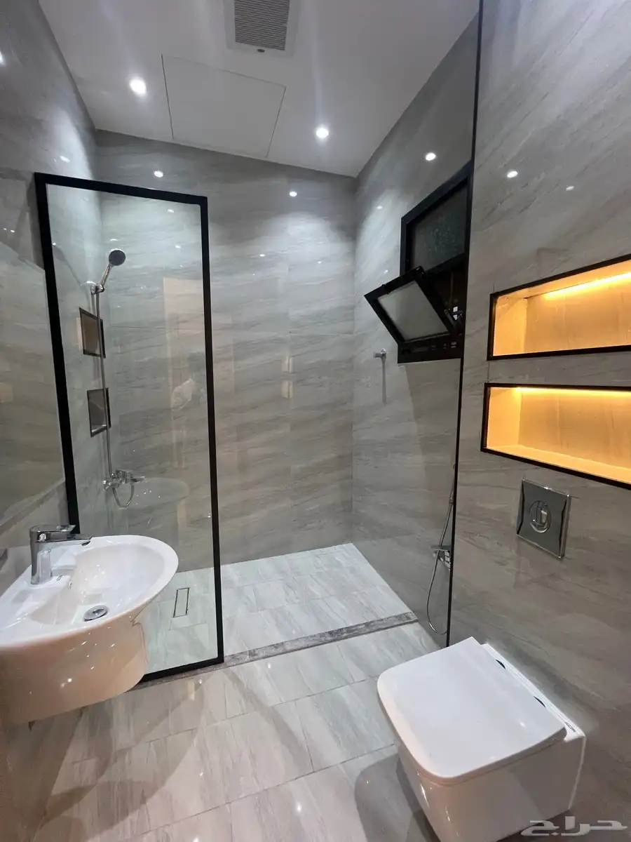 Apartment for sale in Al-Munsiyah near Qurtubah 7