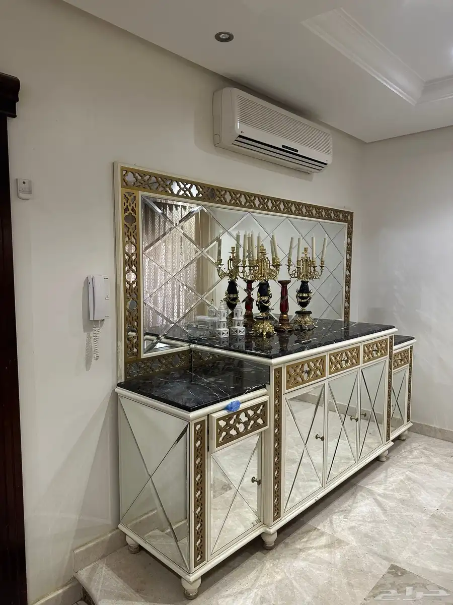 طاولة طعام 2