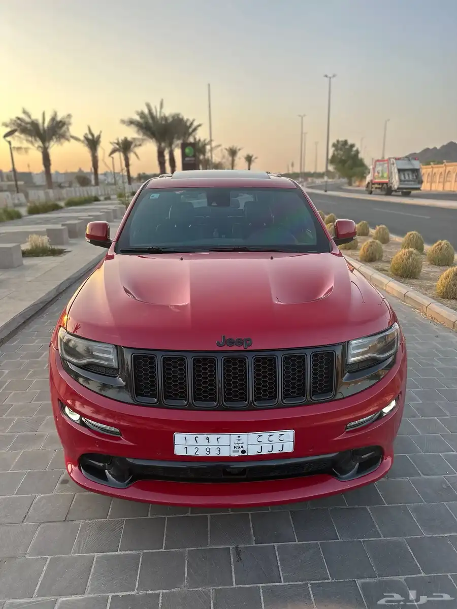 جيب جراند شروكي SRT 1