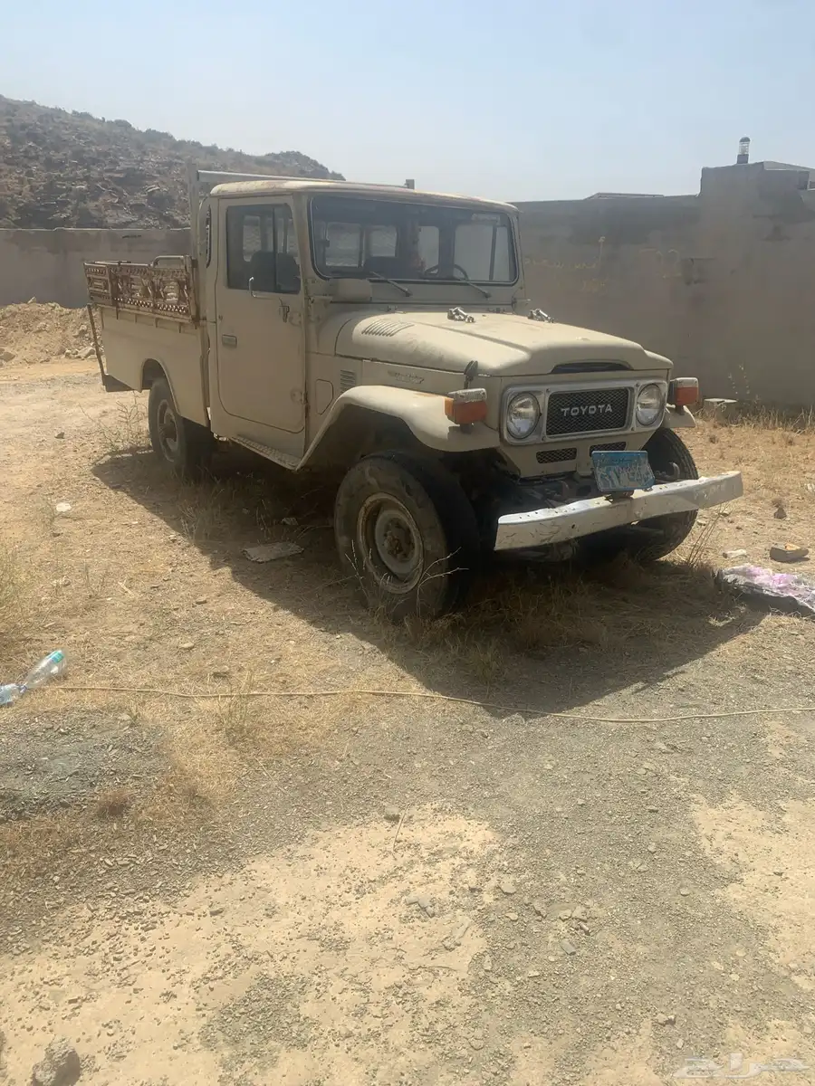 لوحة على السوم وليست للبيع 2
