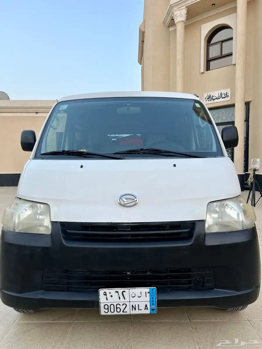 مغسلة سيارات متنقلة 0
