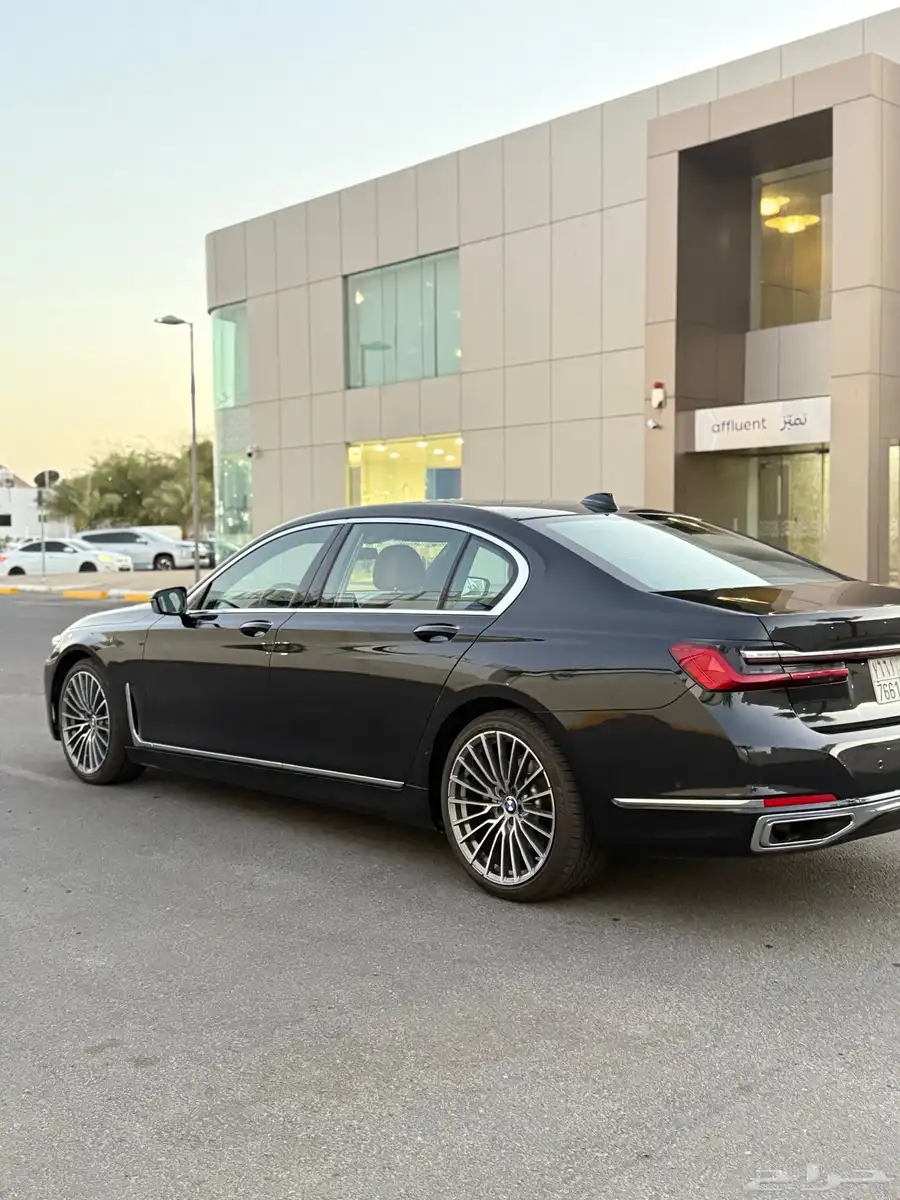 BMW 730 2022 3