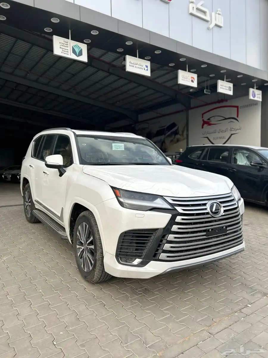 لكزس LX700h هايبرد 2025 سعودي جديد 535900 شامل الضريبة 1
