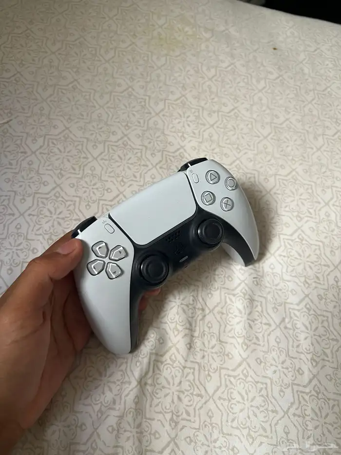 يد سوني 0