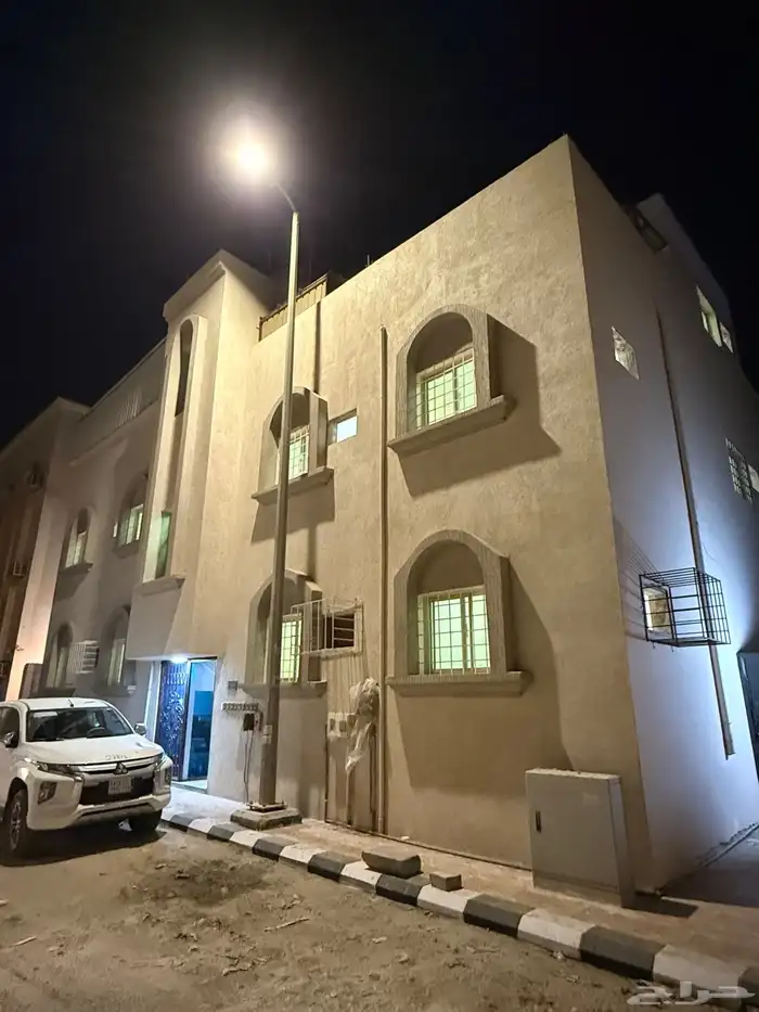 للايجار عماره بالجبيل 0