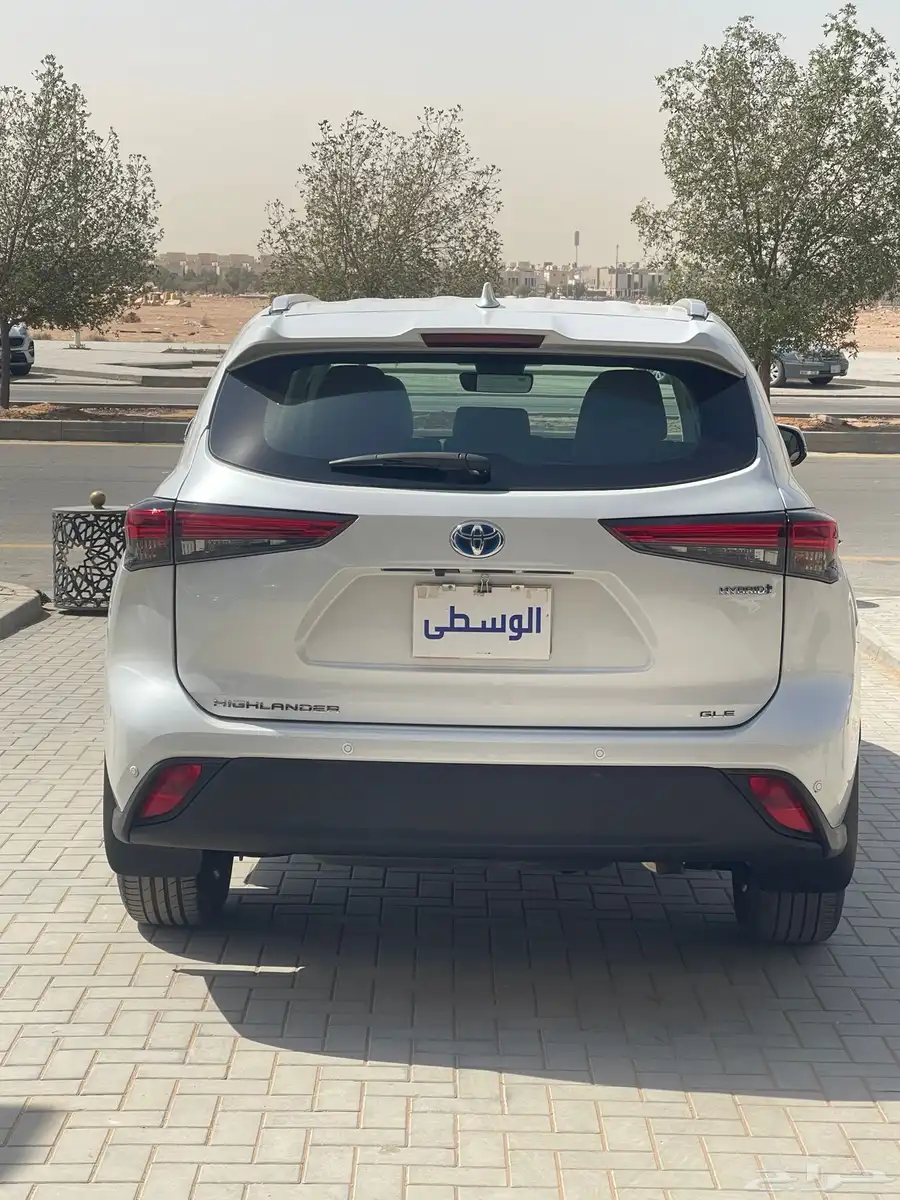 للبيع تويوتا هايلاندر 2023 GLEدفع رباعي 6