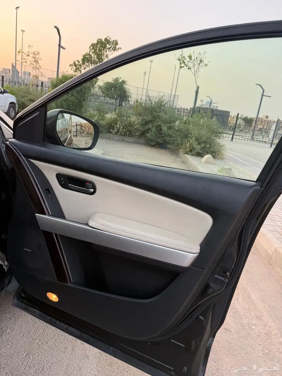 مازدا CX9 فل كامل 31