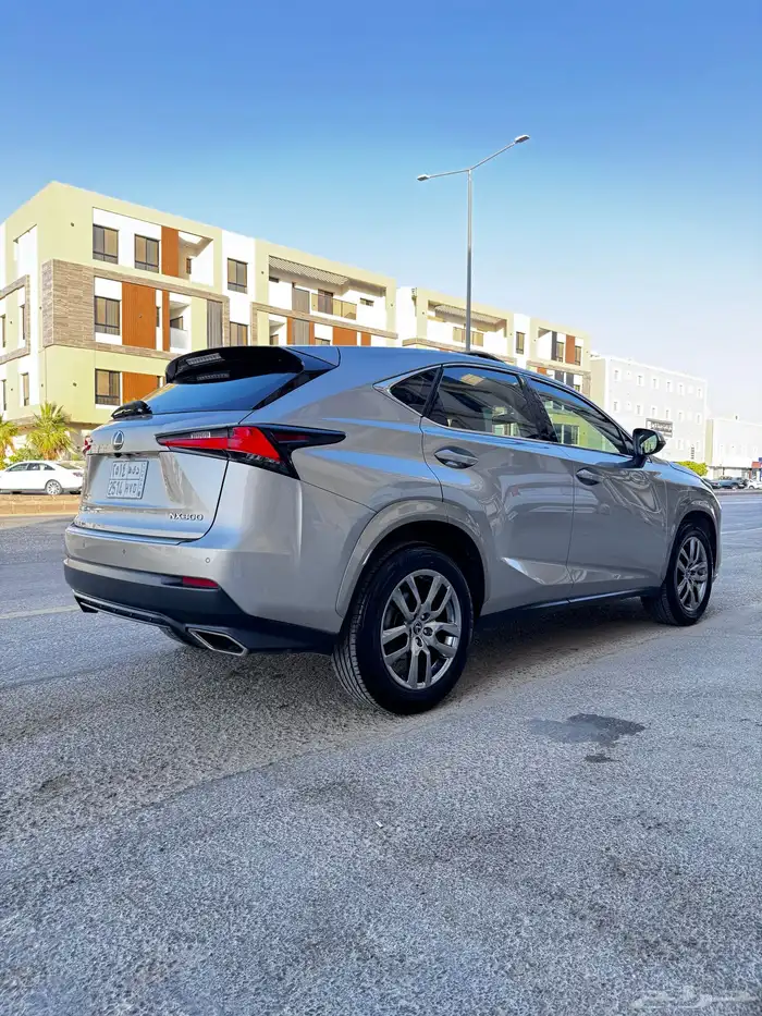لكزس NX300 2021 سعوديه 11
