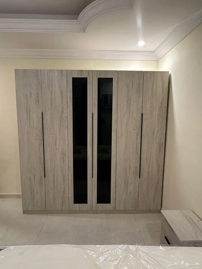 سرير  مراتب  دواليب  تسريحات و أثاث غرفة نوم كامل 52