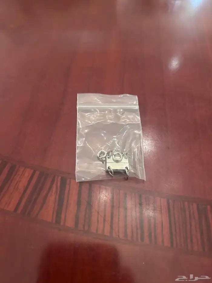 بضاعه اكسسوارات نسائيه للبيع جمله 8