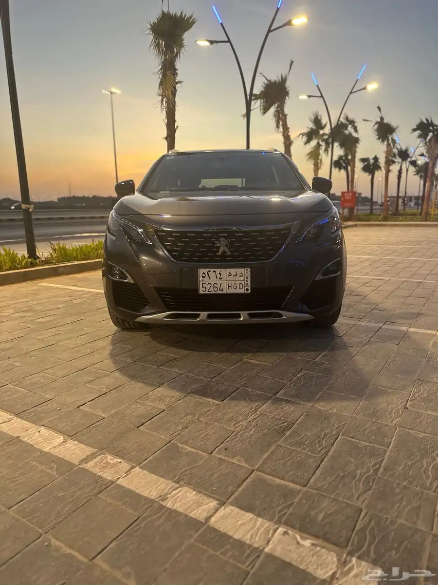 للبيع بيجو 5008 GT Line موديل 2019 2