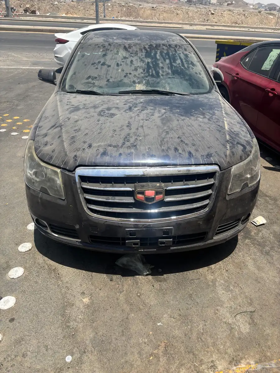 جيلي موديل 2014 اللون كحلي 4