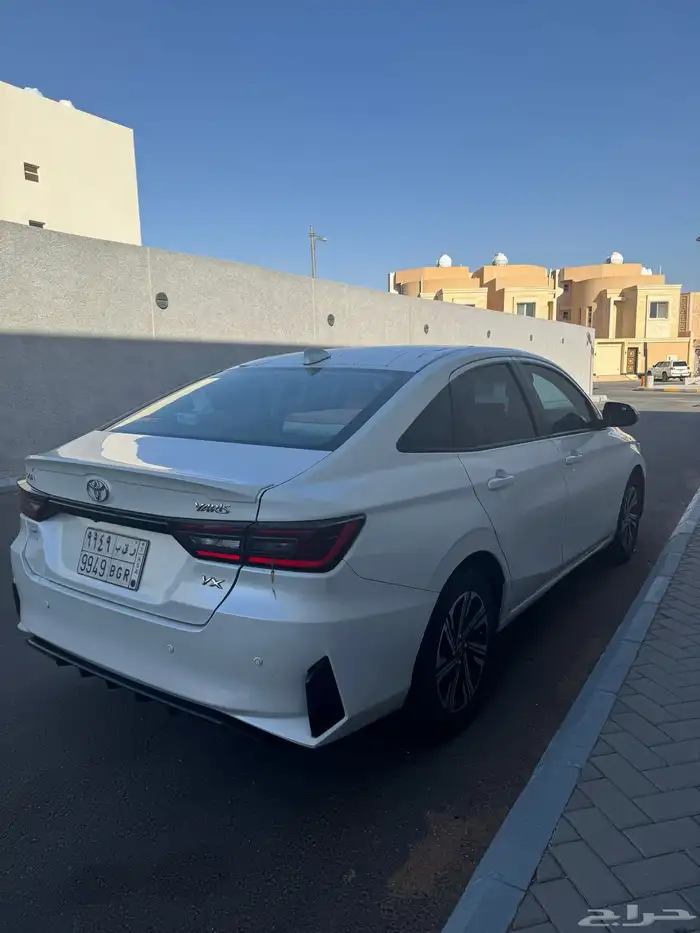 تويوتا يارس 2023 فل كامل ماشي 43000 3