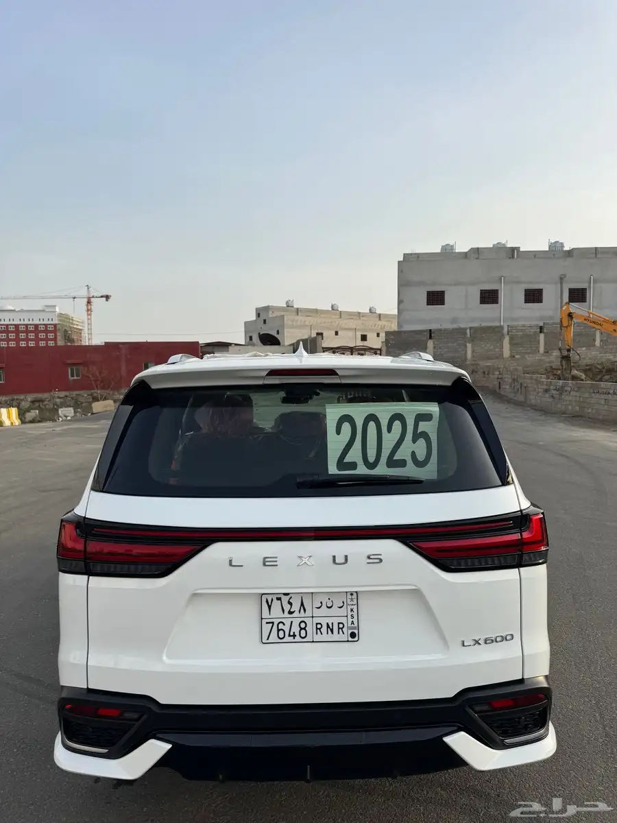 لكزس 2024 اف سبورت 4