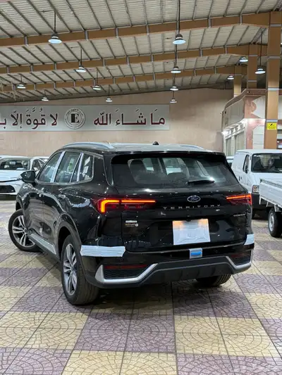 فورد تيريتوري تيتانيوم 2025 5