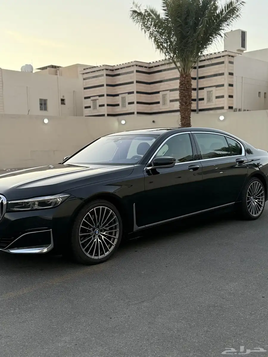 BMW 730 2022 2