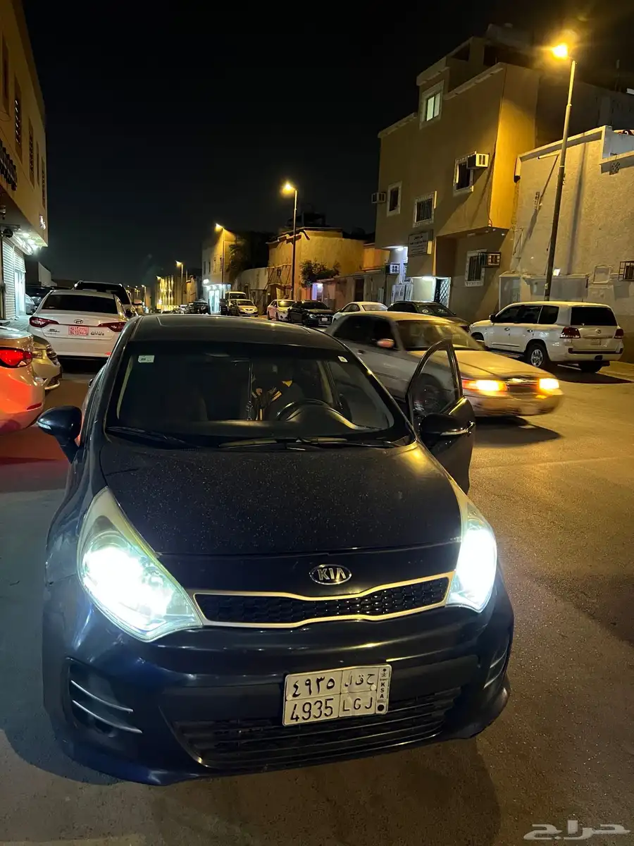 كيا ريو هاتشباك 9