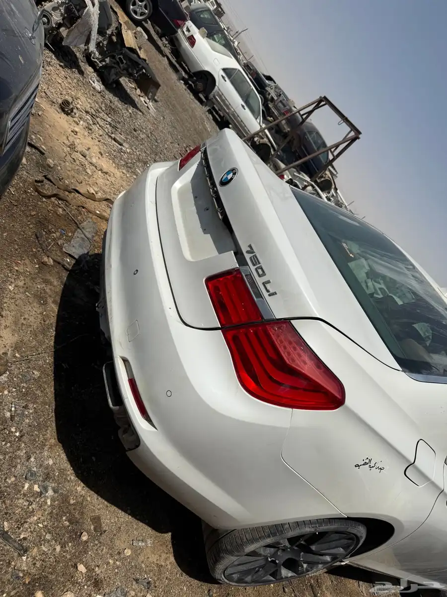 بي ام حجم 750. مديل 2010 تشليح قطع غيار ونشتري السيارات 0