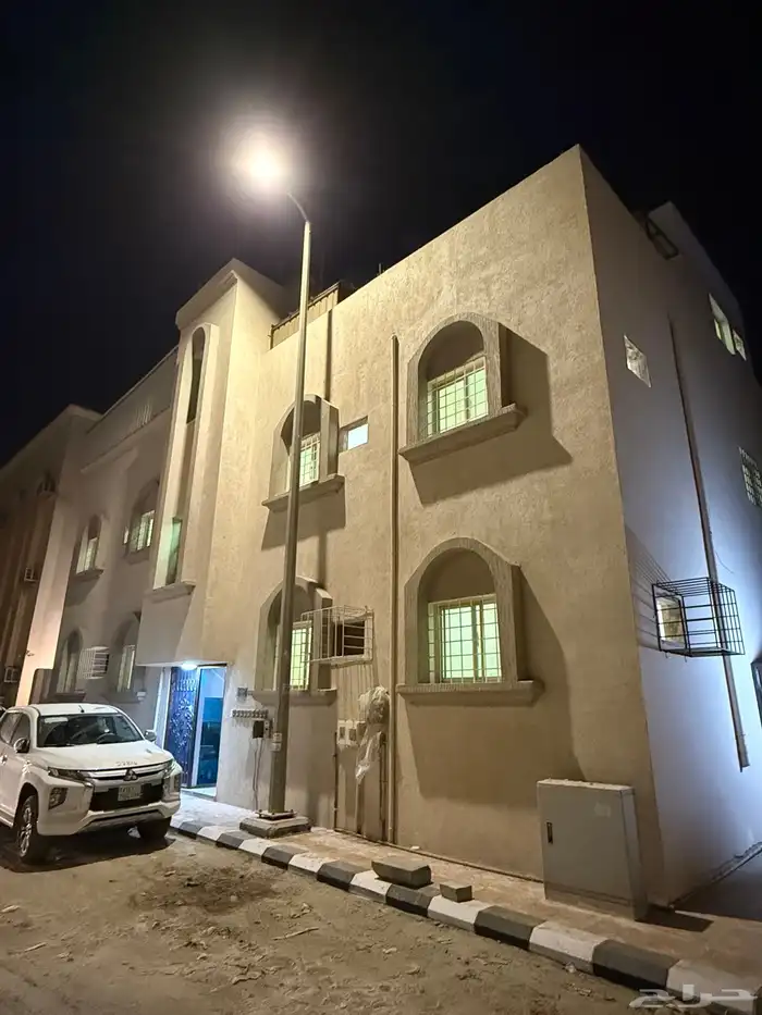 للايجار عماره بالجبيل 1