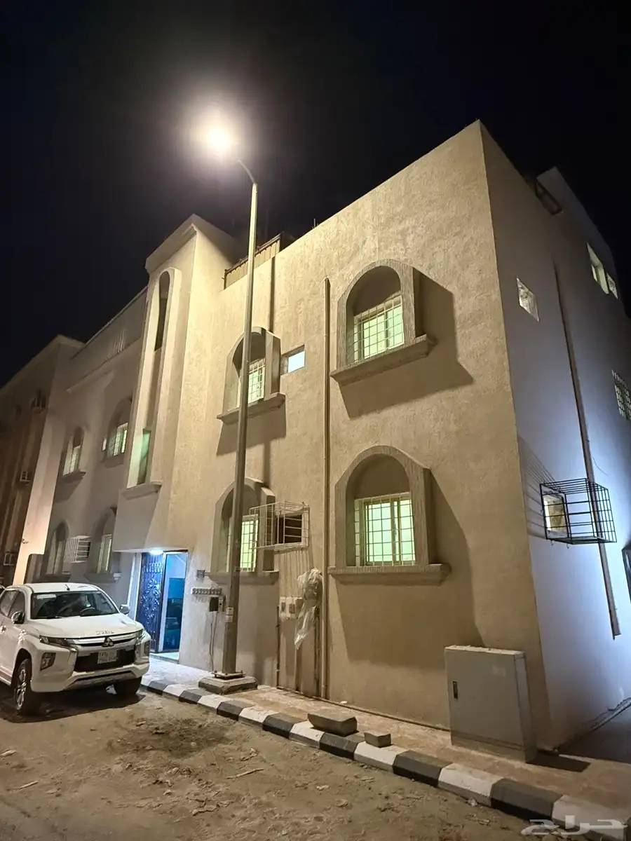 للايجار عماره بالجبيل 1