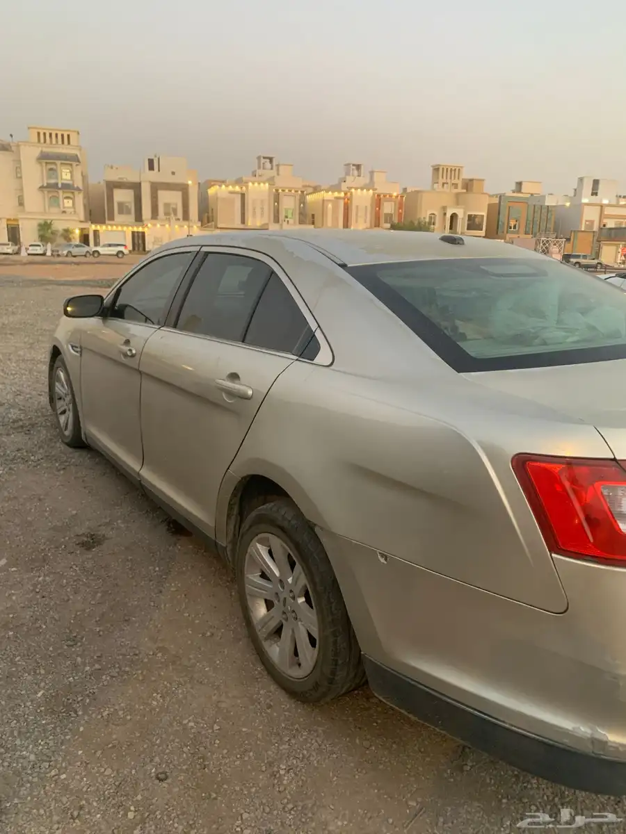 فورد توريس 2011 3