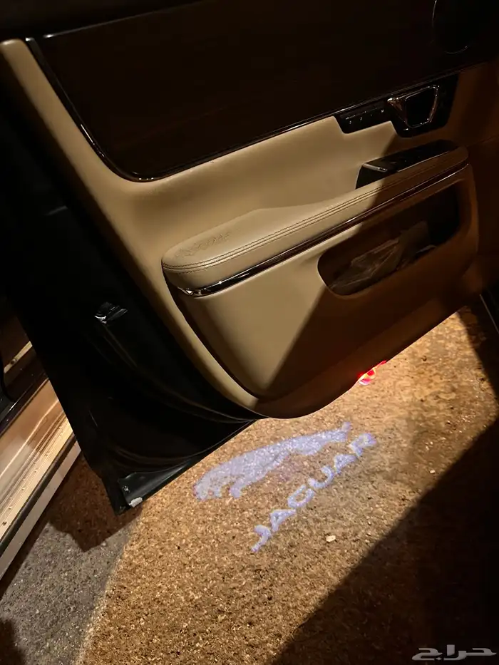 جاكوار XJ L 2015 8
