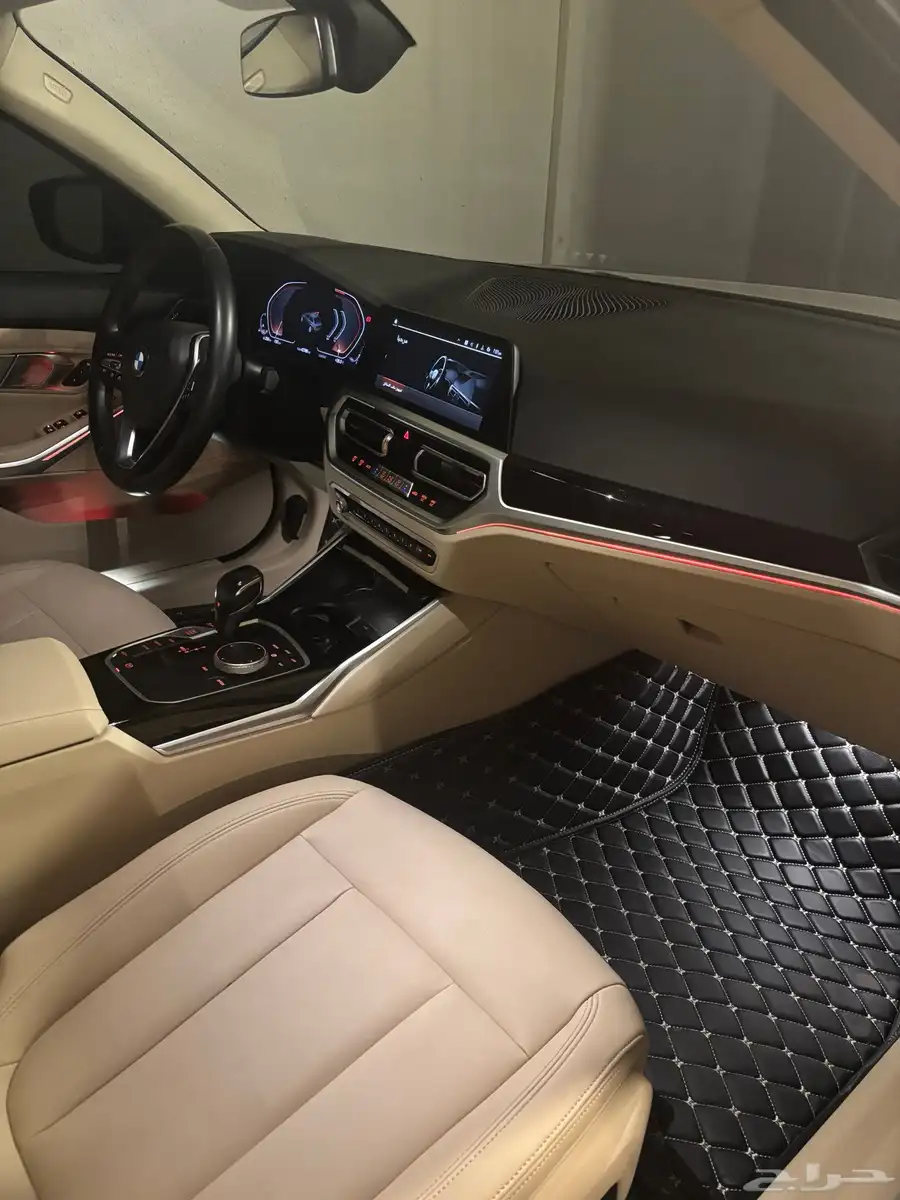 ممشى قليل 2020 BMW 320 موديل 12