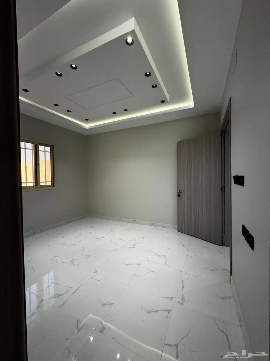 شقق وروف علوي للبيع مخطط 8 17