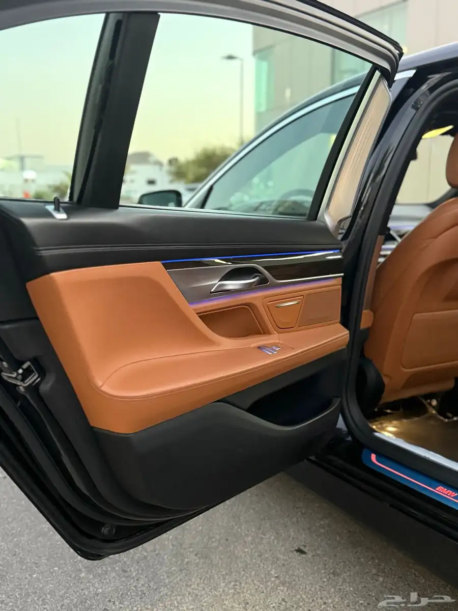 BMW 730 2022 6