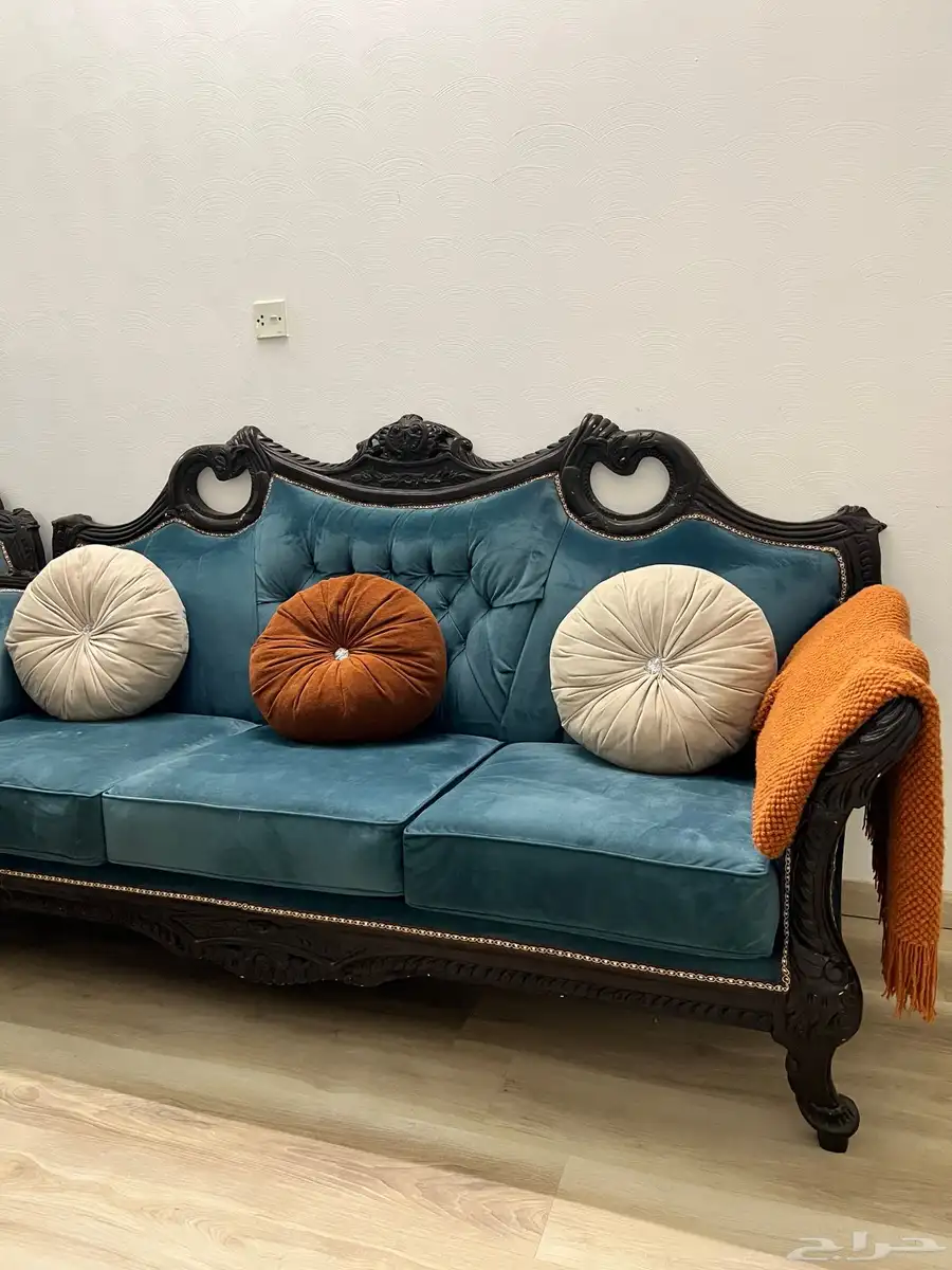 طقم كنب استقبال نظيف 0