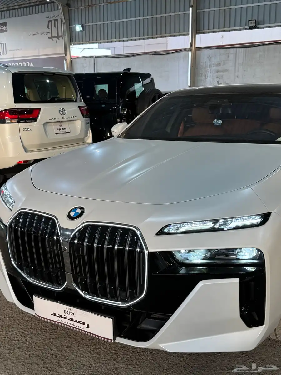 بي ام دبيلو 2023 عداد 58 الف 735 وارد الناغي فل كامل 5