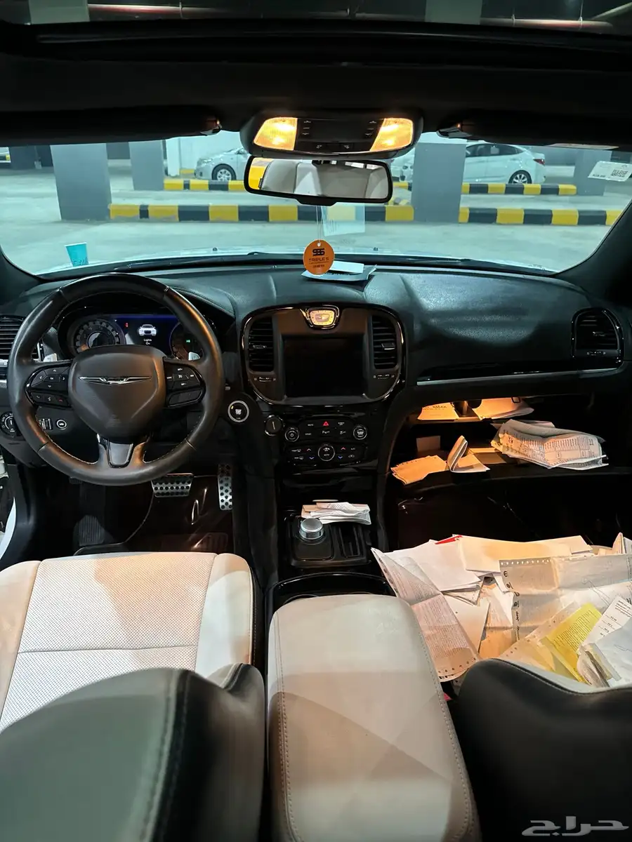 كرايسلر s300 5.7 24