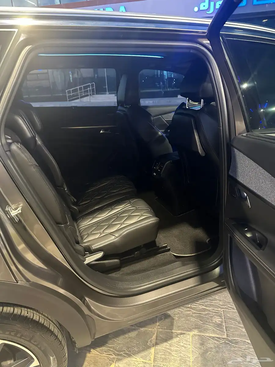 للبيع بيجو 5008 GT Line موديل 2019 7