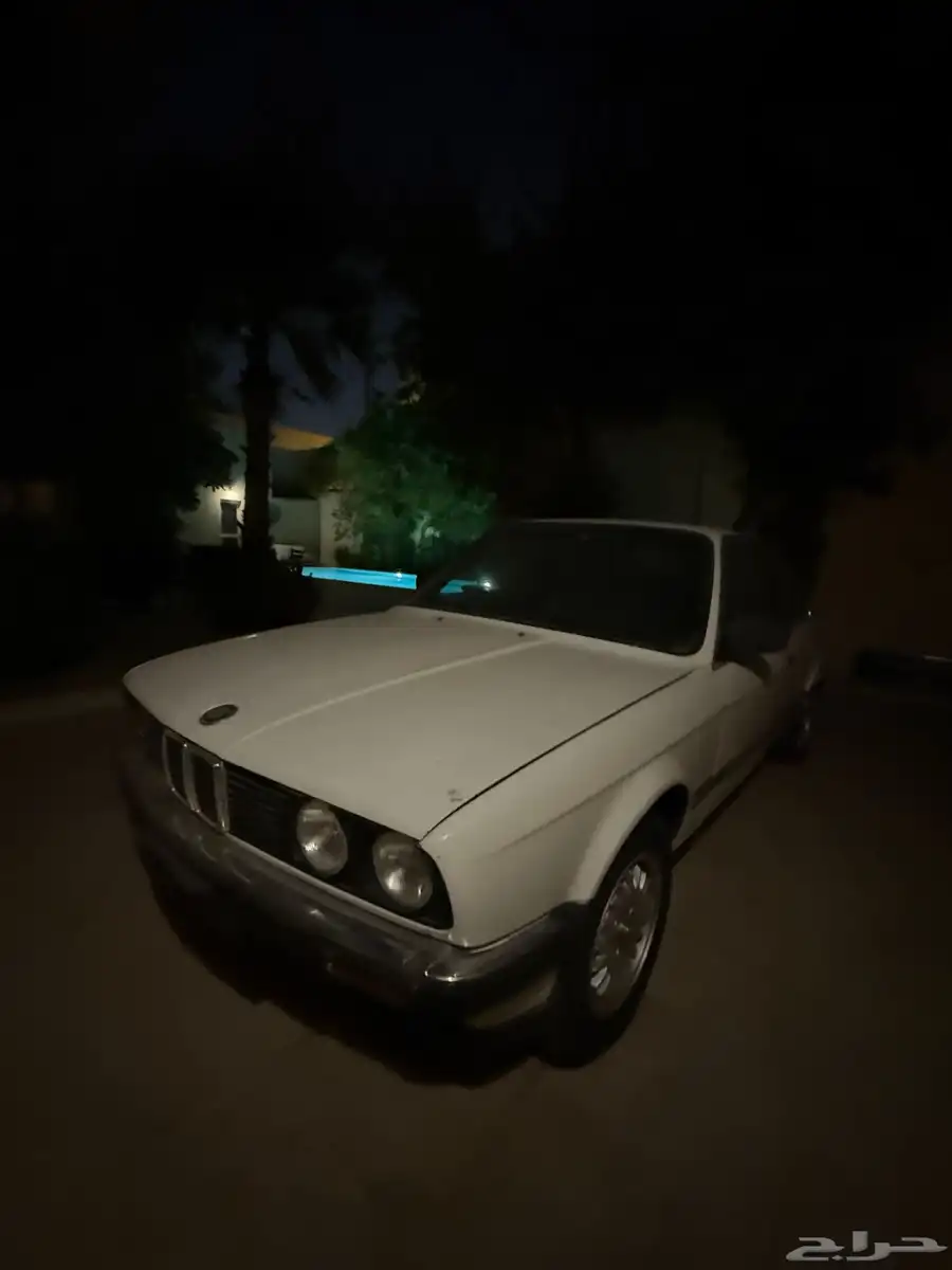 بي ام دبليو الفئة الثالثة BMW E30 1984 1
