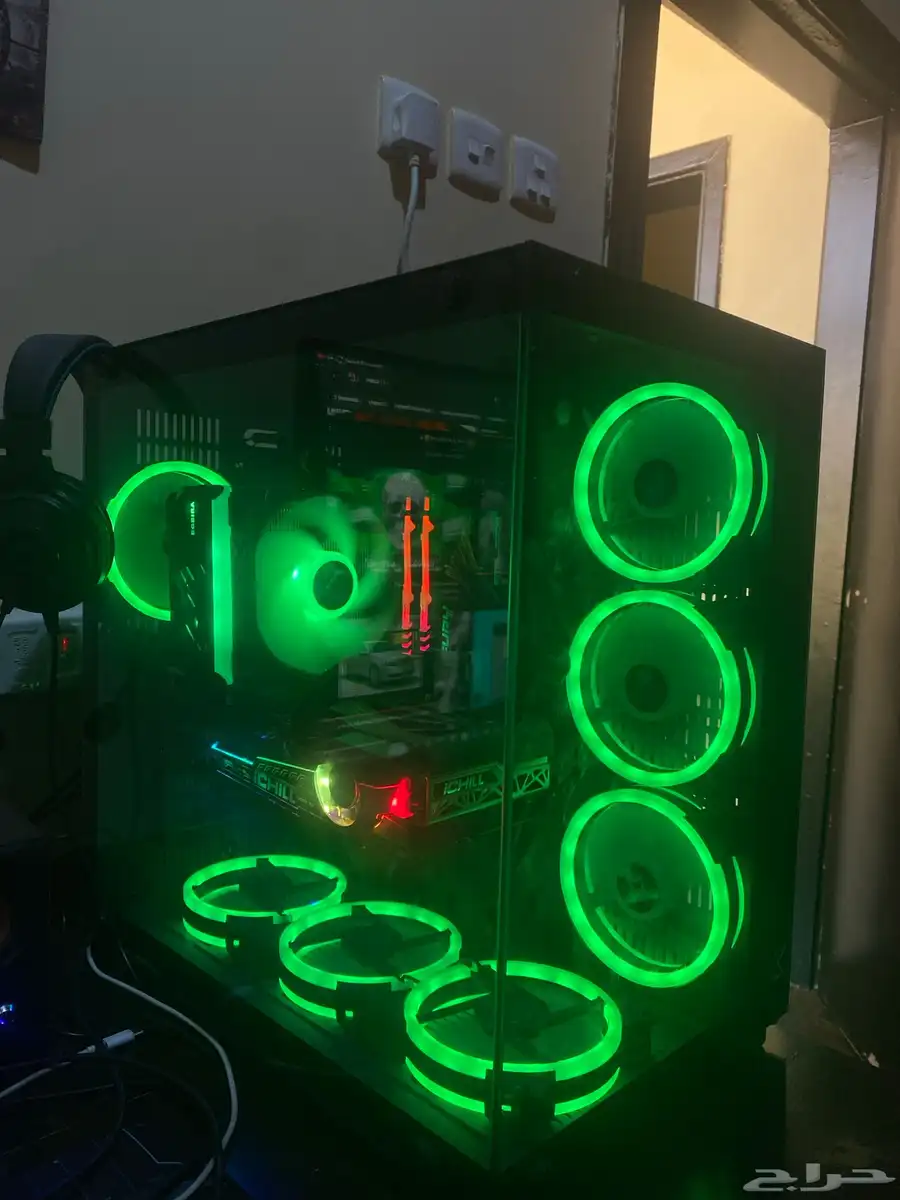 pc للبيع بمواصفات عالية 1