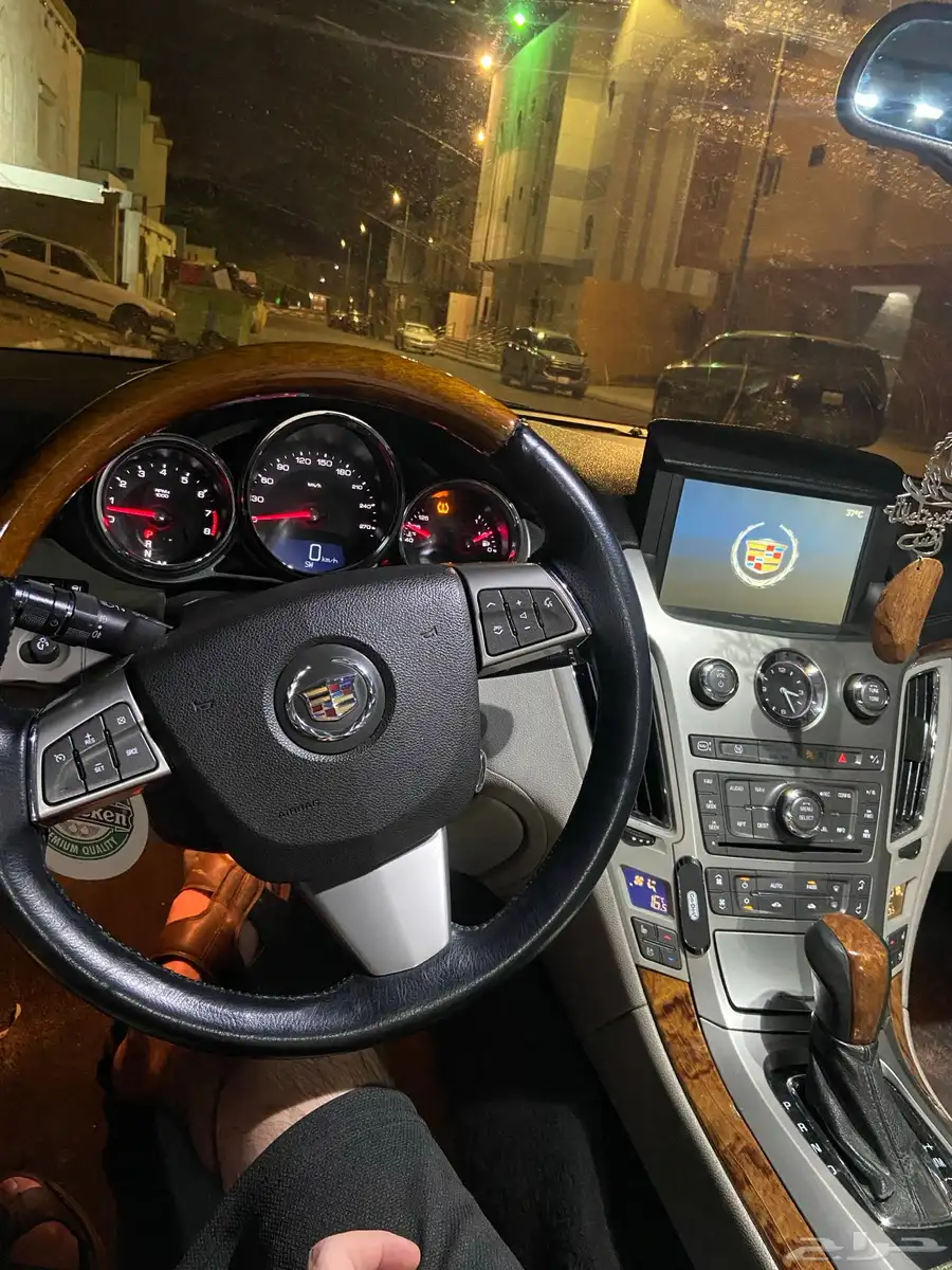 كاديلاك cts 2010 8