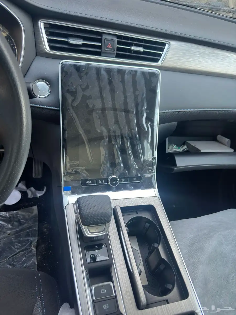 ام جي RX5 بانوراما مخمل 2023 عرض خاص 21