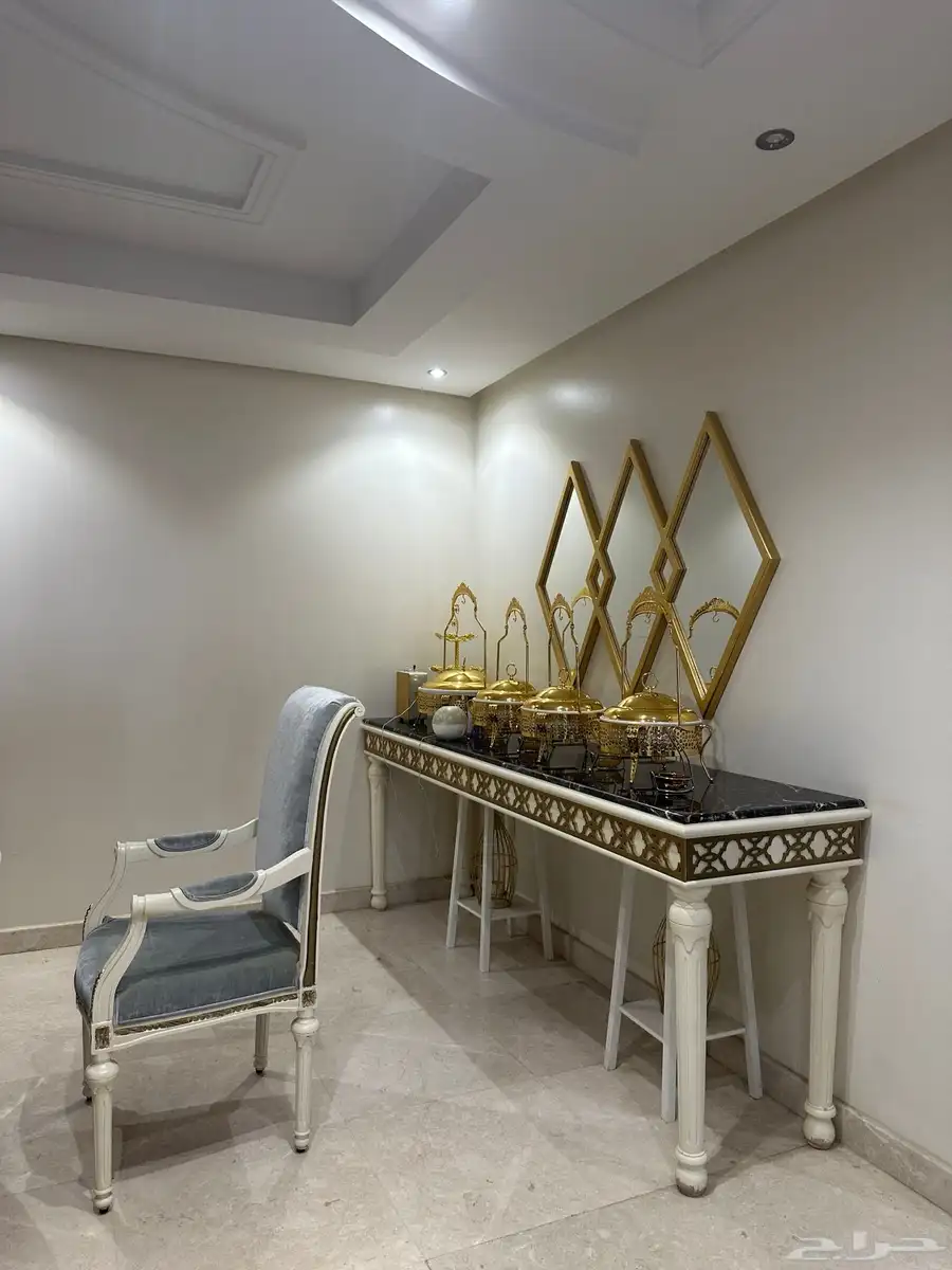 طاولة طعام 3