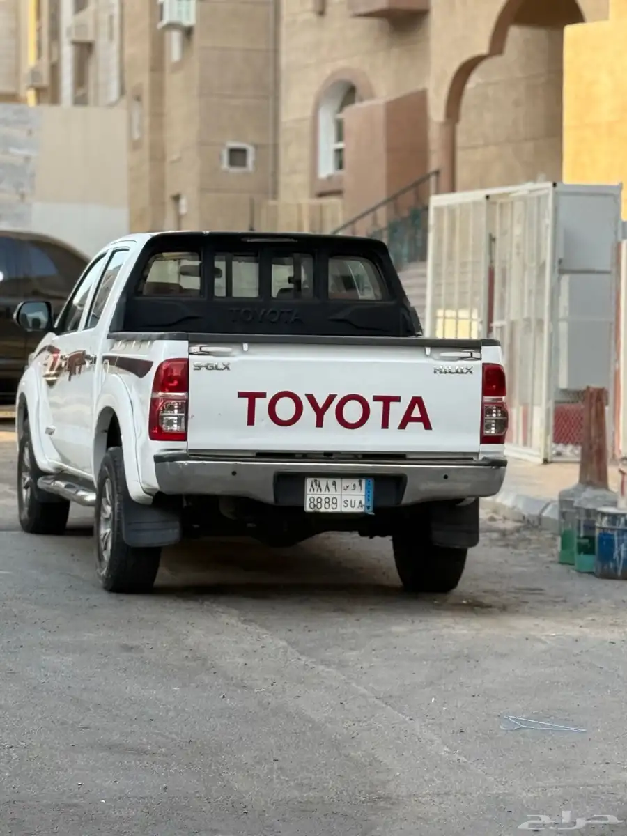 هايلوكس تويوتا 2014 3