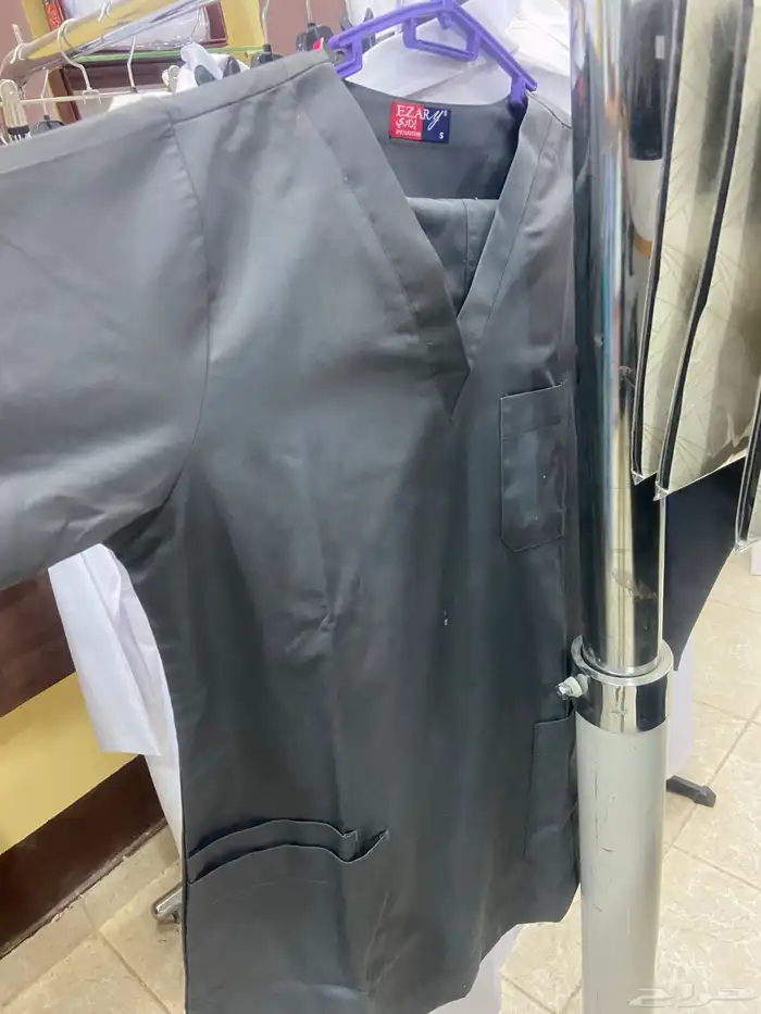 عرض بضاعه زي موحد للبيع 1