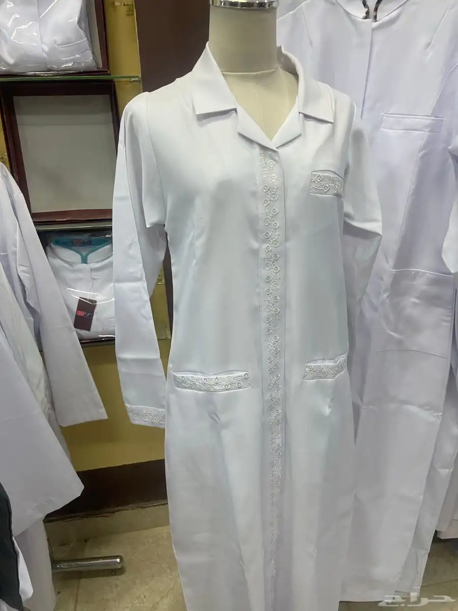 عرض بضاعه زي موحد للبيع 4
