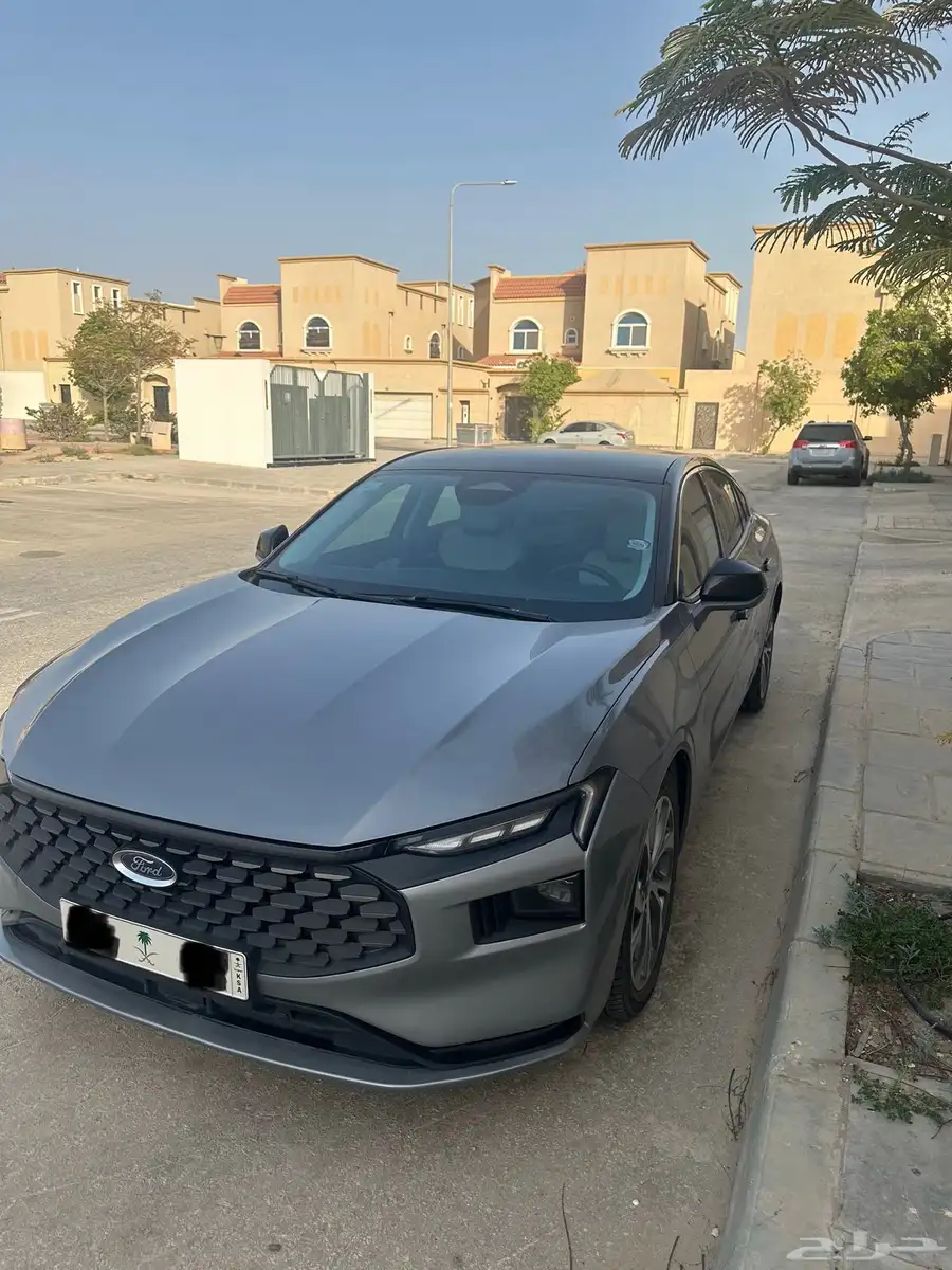 فورد تورس 2023 تيتانيوم ( فل كامل) 6