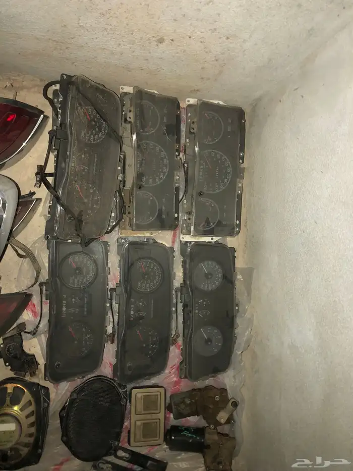 قطع فورد فكتوريا للبيع 11