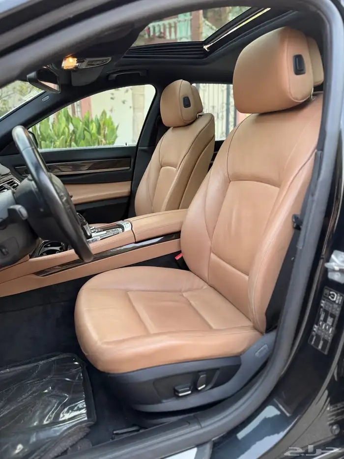 BMW 730Li 2010 15