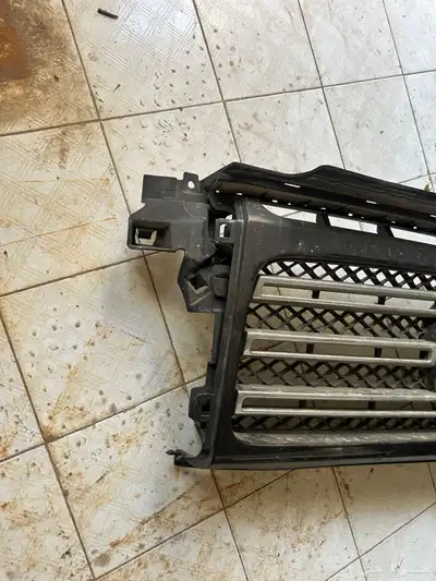 قطع مرسيدس جي كلاس 4
