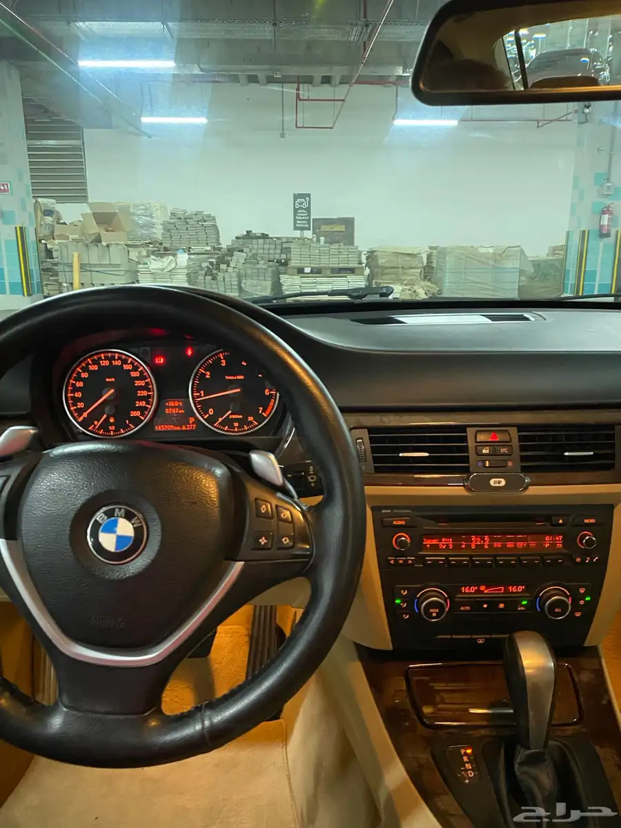 بي ام دبليو الفئه الثالثه 320i 5