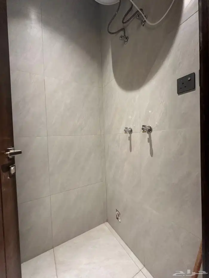 شقه ارضي للبيع مدخل خاص 8